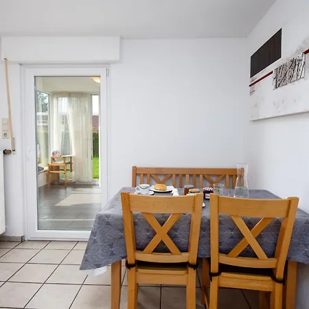 Semesterbostad Seefalke By Interhome *
